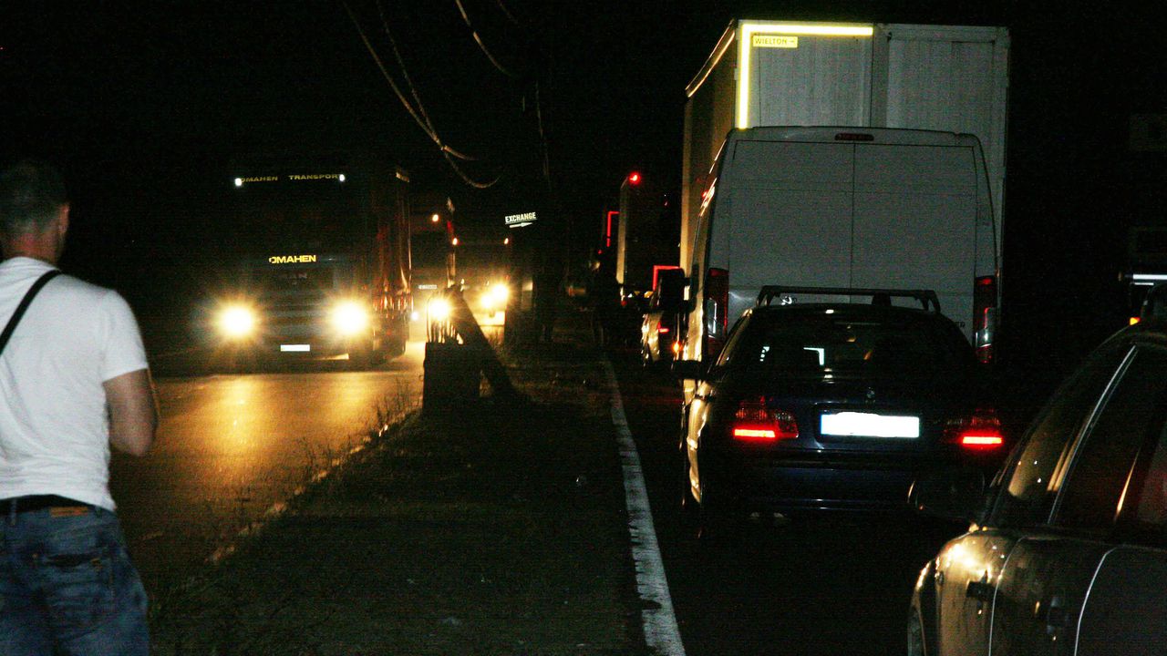Стотици автомобили в капан на главния път Пловдив-Свиленград