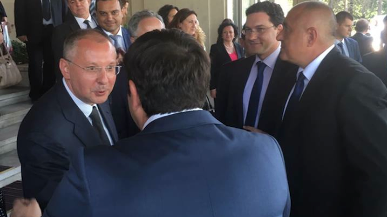 Премиерът: Поканих и колегата Станишев на обяда с гръцката делегация