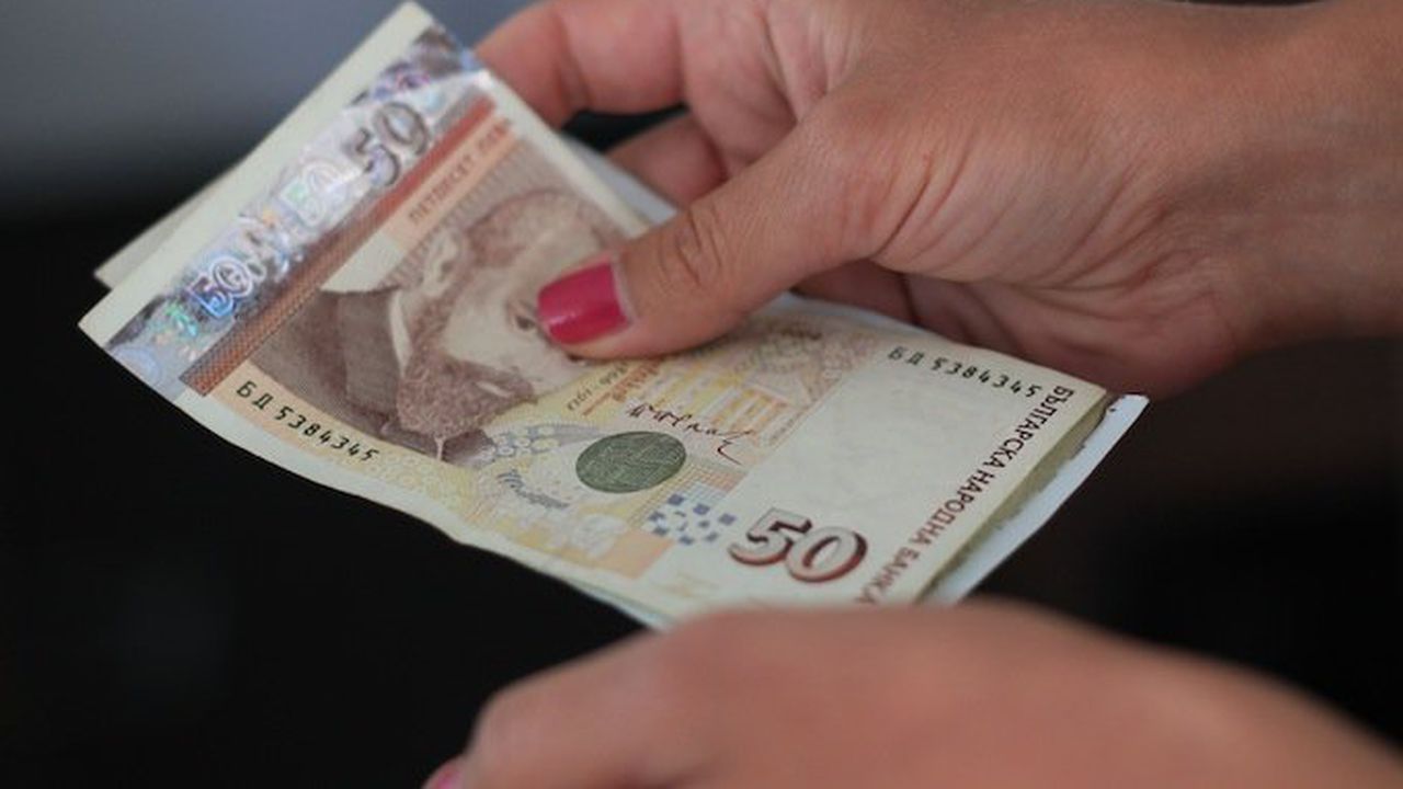 3000 служители в Пловдив с коледни надбавки до 200 лева