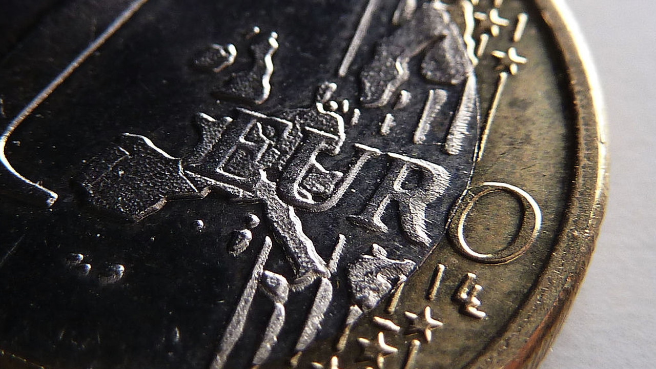 Дават още 2,8 млрд. евро за Гърция