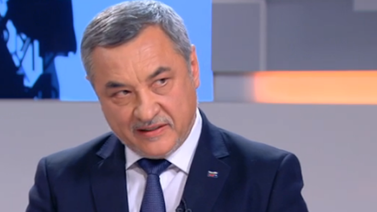 Валери Симеонов: ГЕРБ и РБ да бъдат отговорни и да отхвърлят ветото