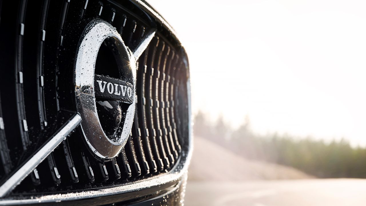 Бъдещето е в автономното шофиране и Volvo го знаят