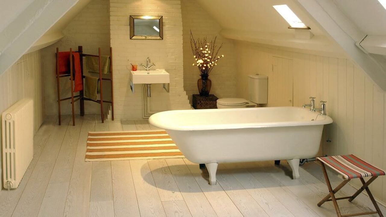 Какво е важно да знаем за реденето на плочките на пода в банята