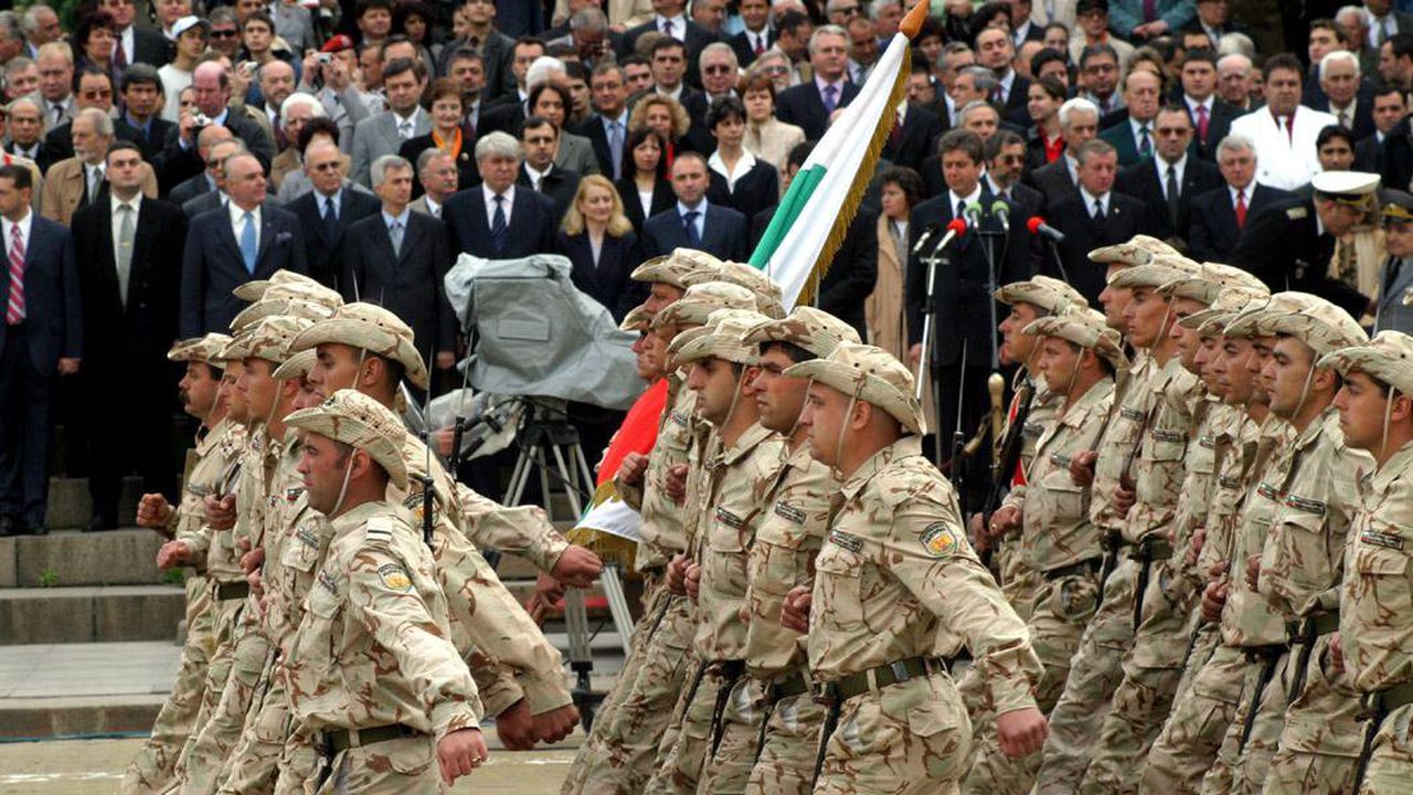 България на 67-мо място от 126 държави по военна сила