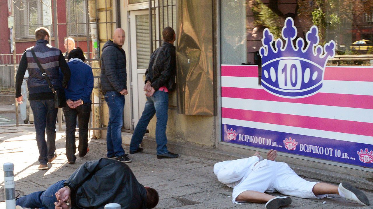 МВР и ДАНС със спецакция в "Столипиново", задържани са 18 души