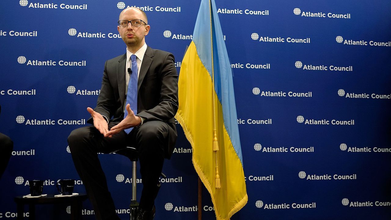 Руска медия: В украинския кабинет ще има технократи и чужденци