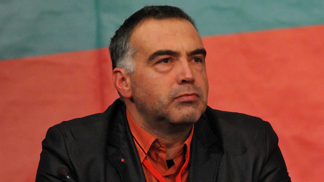 Кутев: БСП не бива да влиза във властта скоро