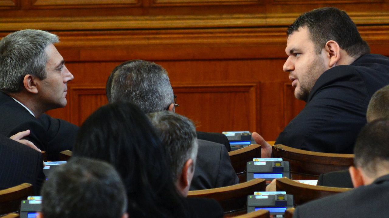 След среща в сараите на Доган стана ясен новият лидер на ДПС