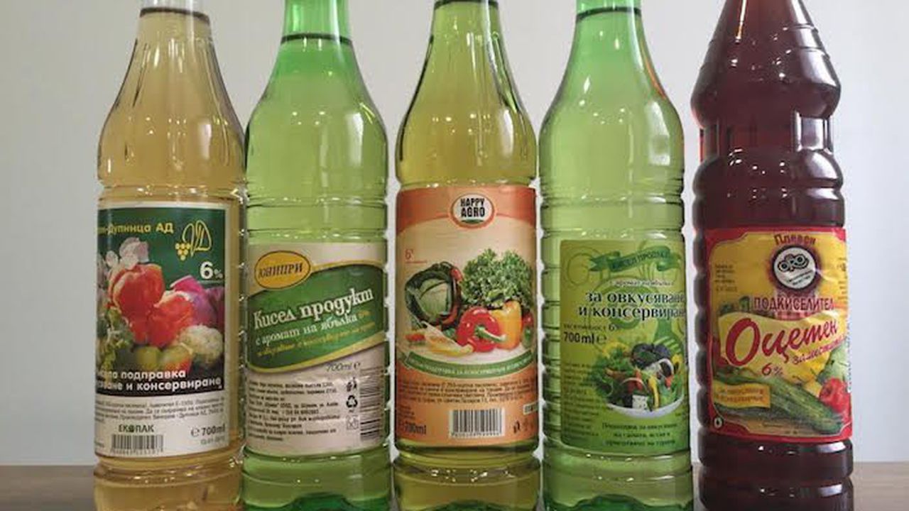 В сезона на туршиите: Консервиращ и овкусяващ ефект притежава само натуралният оцет