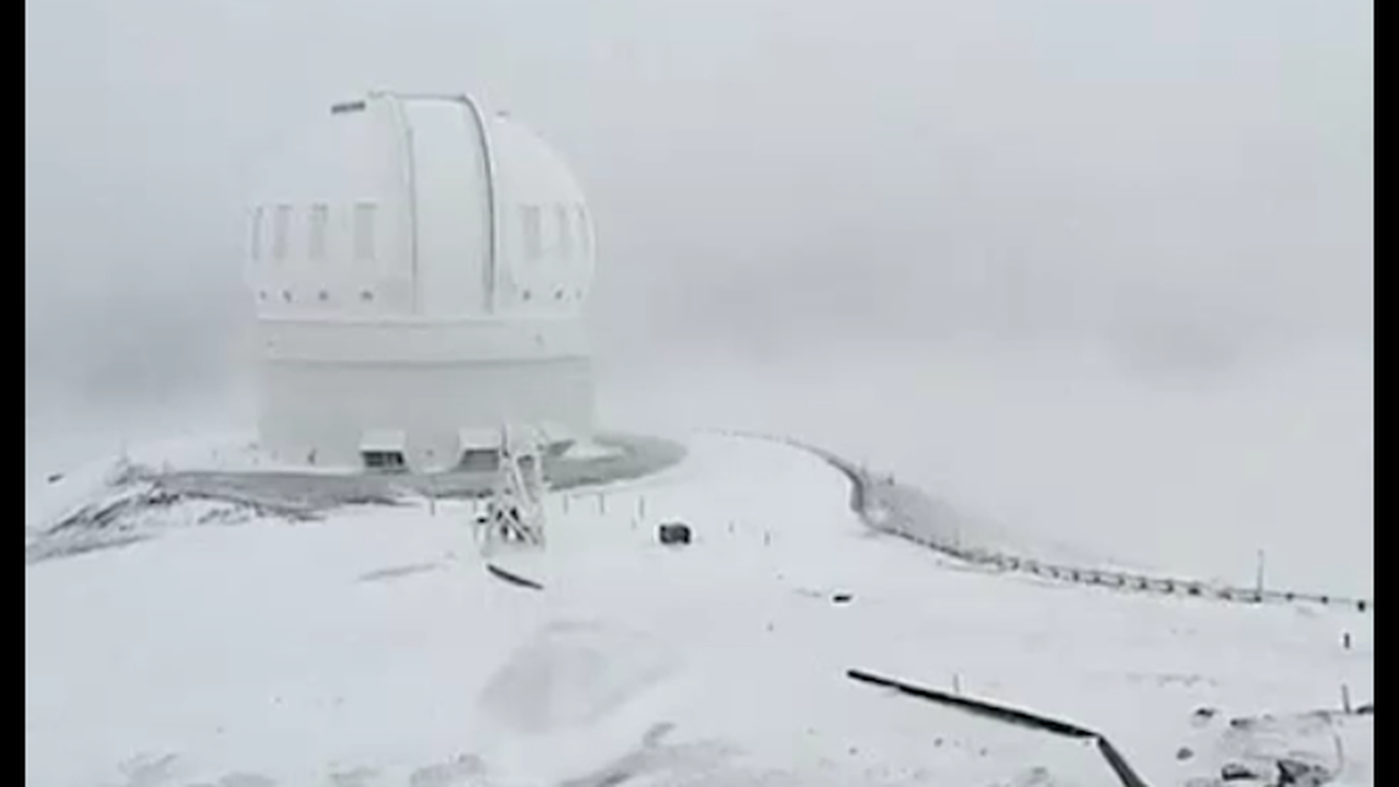 На Хаваите валя сняг (видео)