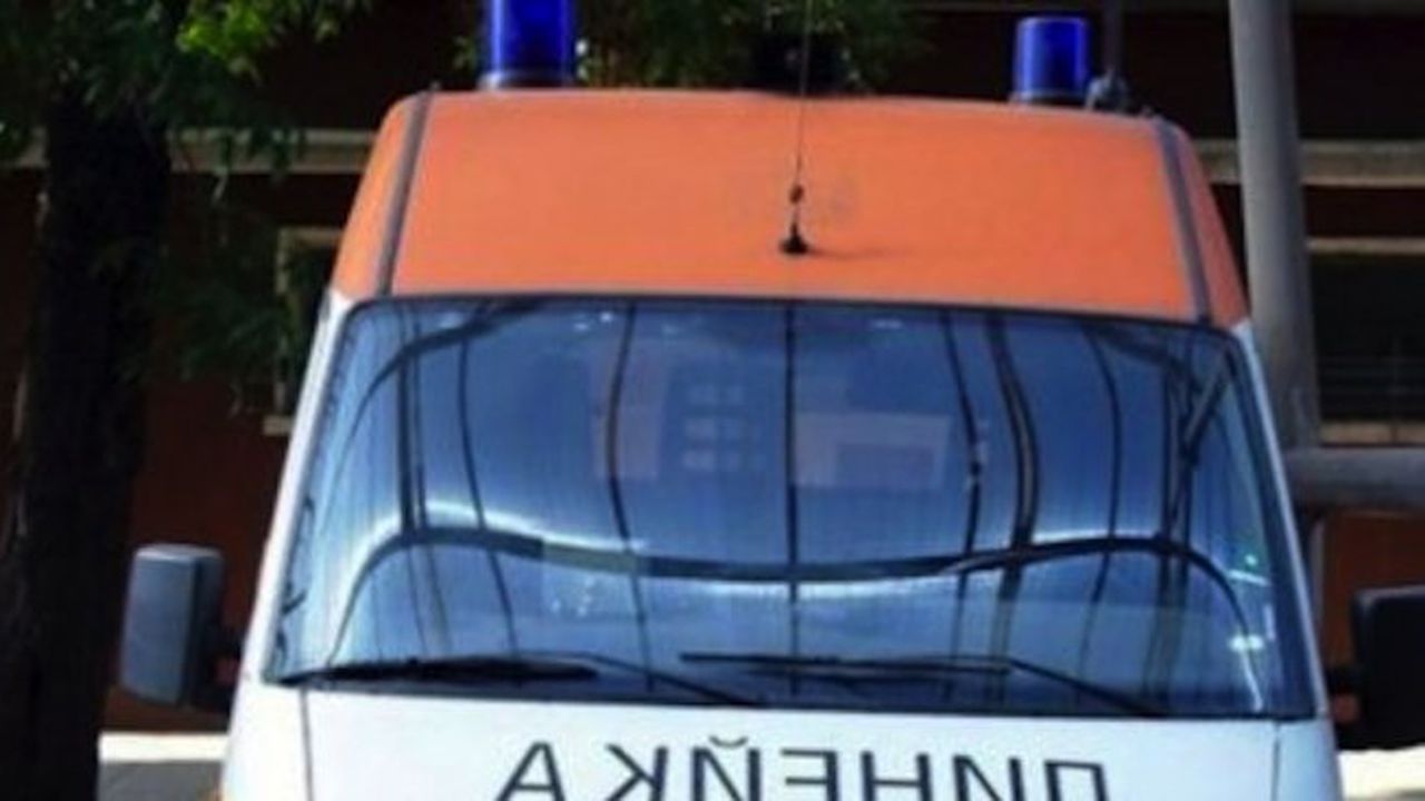 Съдят перничанин, счупил огледало на линейка