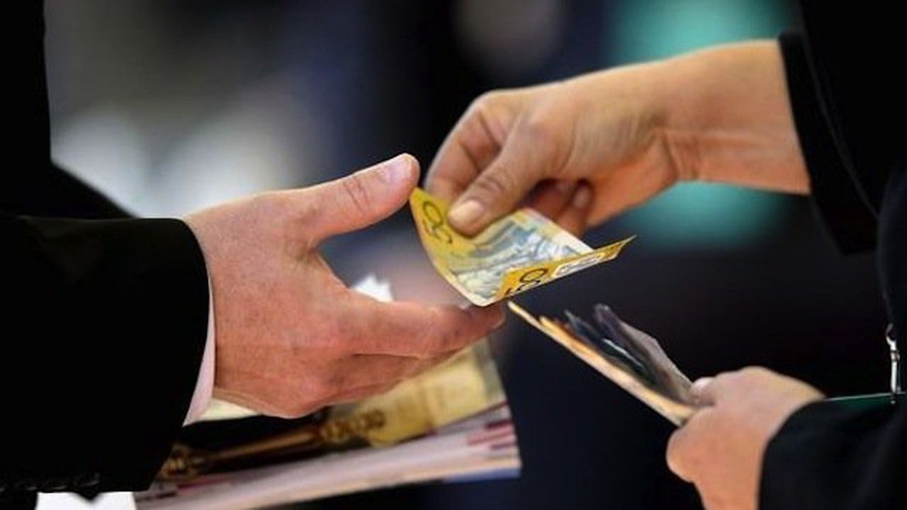 Испания съди 40 души за корупция