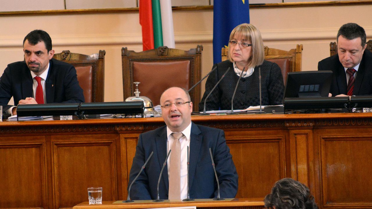 Четин Казах: Мажоритарният вот е примамлив, но той се прилага в развити държави