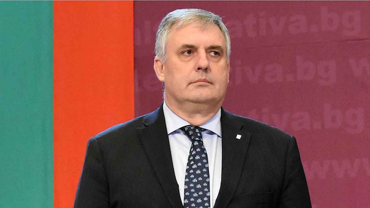 Калфин: Националният интерес на България трябва да стои над всичко