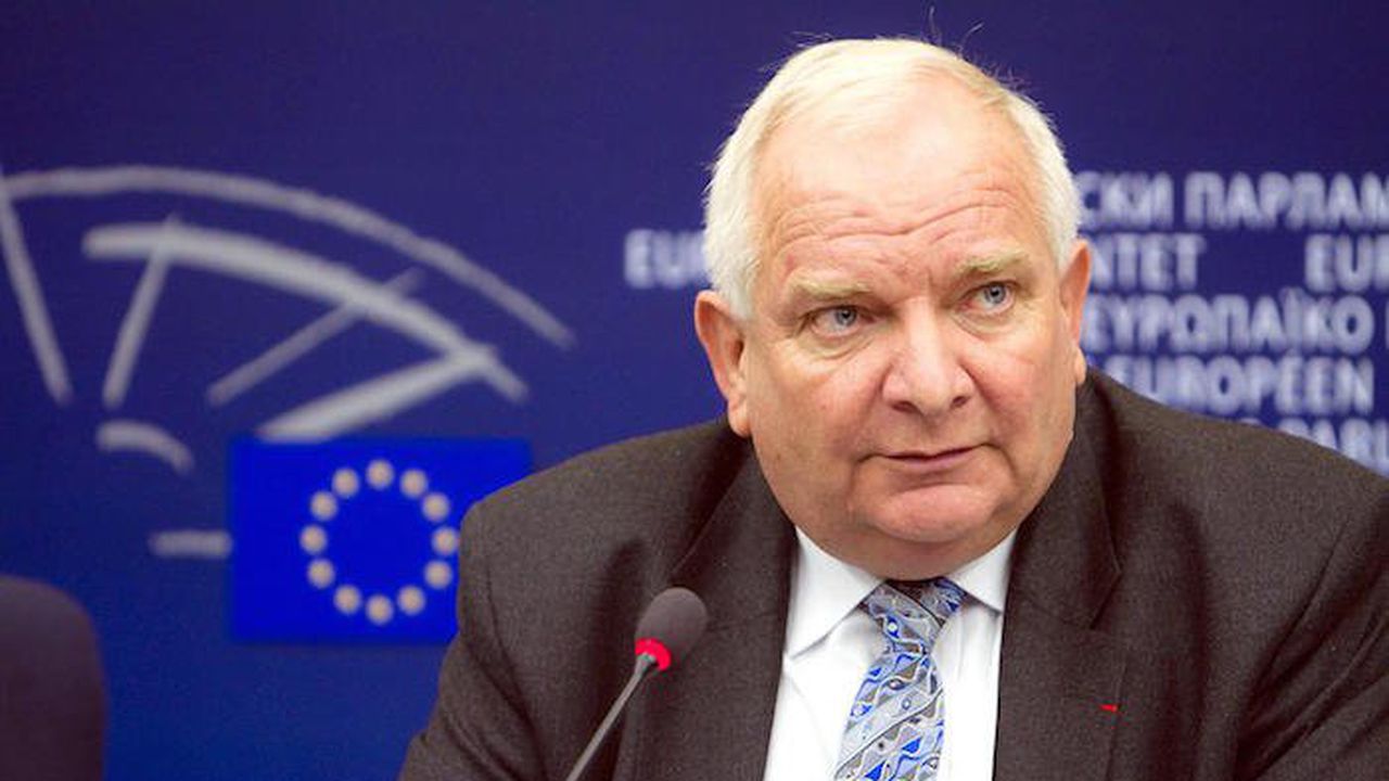 Жозеф Дол: Цачева и Манушев са гарант за продължаването на реформите в България