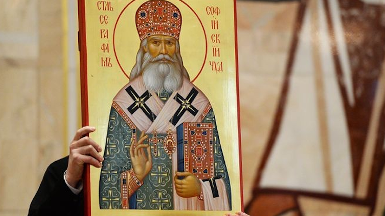 Църквата обяви Серафим за светец