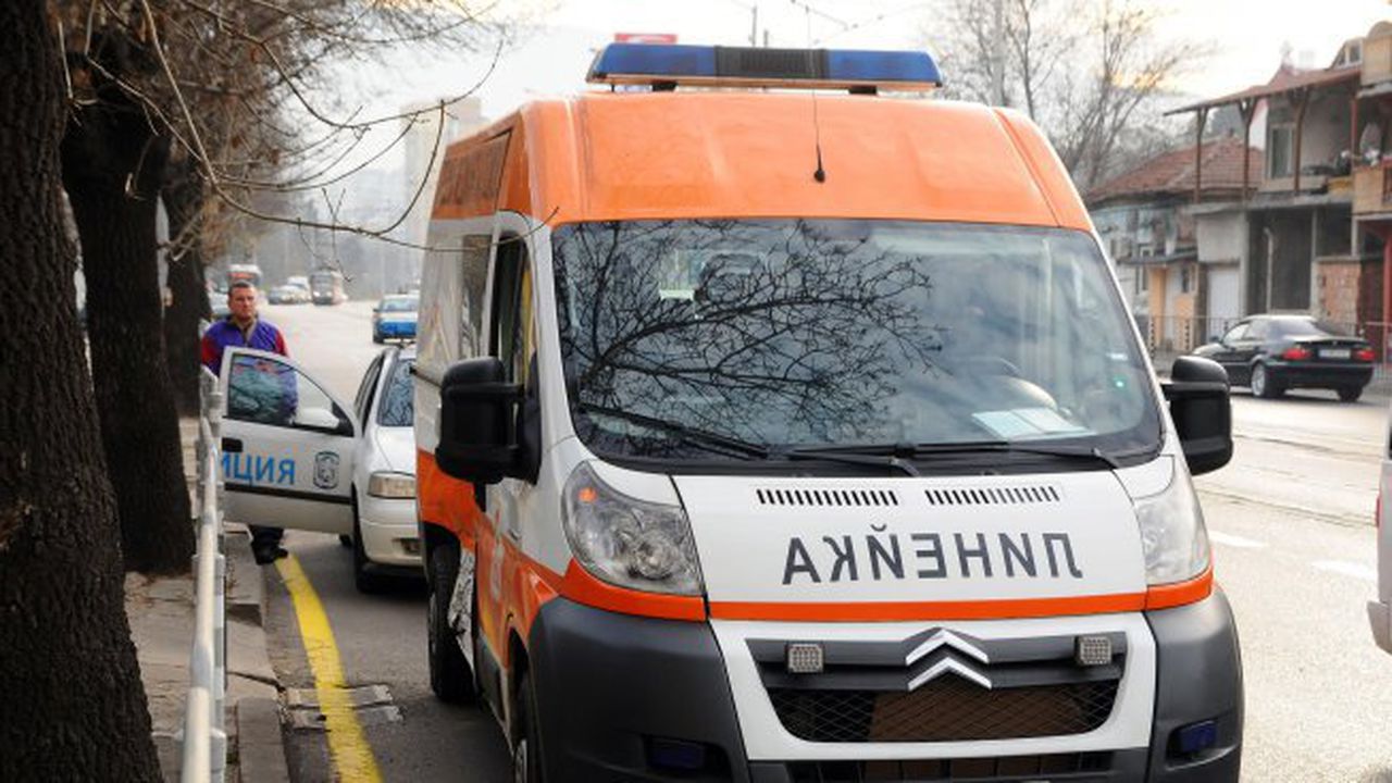 Товарен автомобил блъсна дете