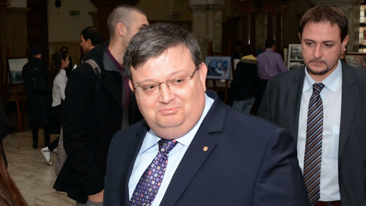 Сотир Цацаров поиска имунитета на още един кандидат-общинар (видео)