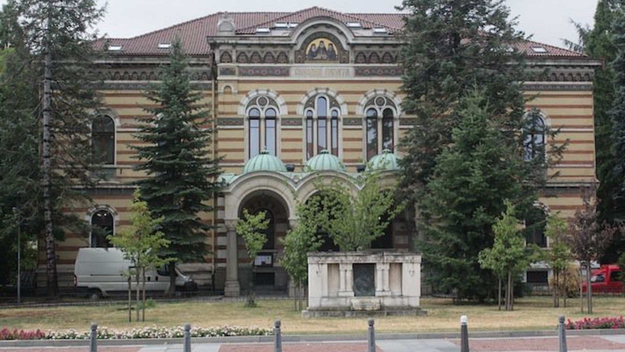 Св. Синод се обяви против приемането на още бежанци в България