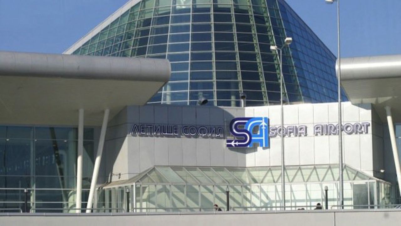 Летище "София" работи нормално при зимни условия
