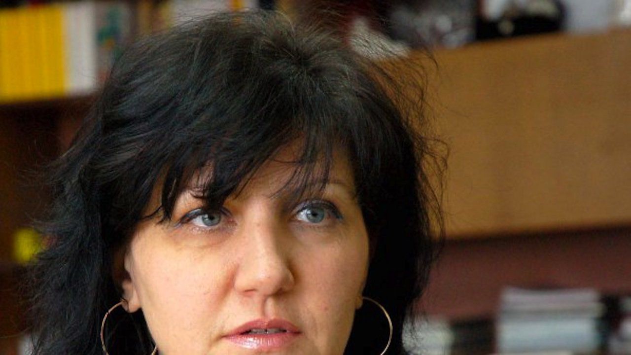 Караянчева договори с АПИ пари за повдигане на пешеходните пътеки