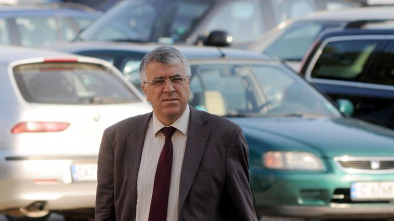 Румен Гечев: Кабинетът "Борисов 2" съдейства да има картел с горивата