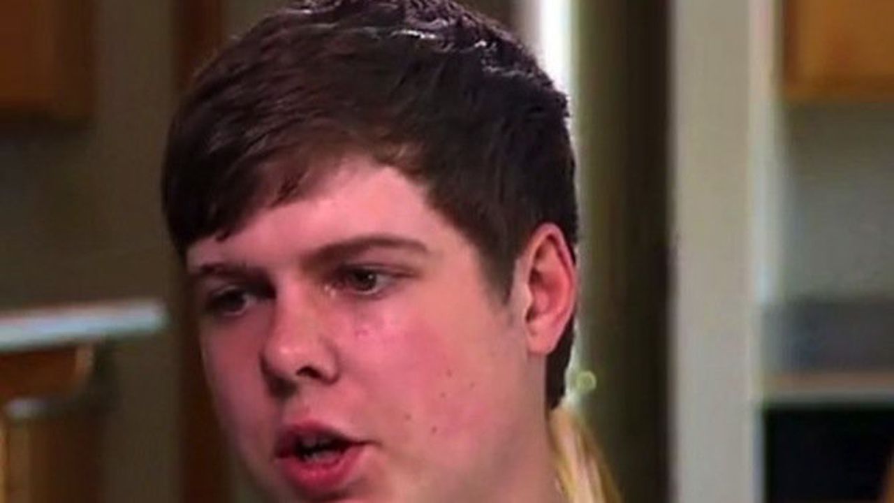 19-годишен спечели титлата "педофил"