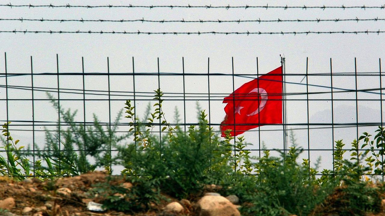 Турция: Искаме да нормализираме отношенията с Русия