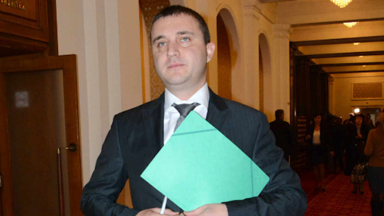 Владислав Горанов: Всяко едно решение на МФ ще бъде широко обсъждано и разяснявано на обществото (ви
