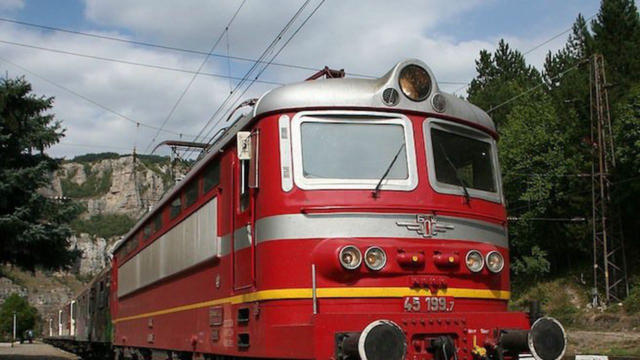 Дадоха три сделки на БДЖ на прокуратурата