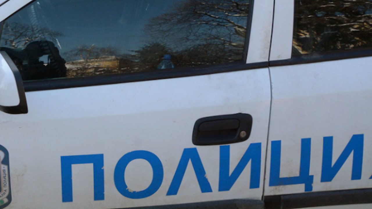 Проверяват трима мъже, гласували без да имат право в Крумовград