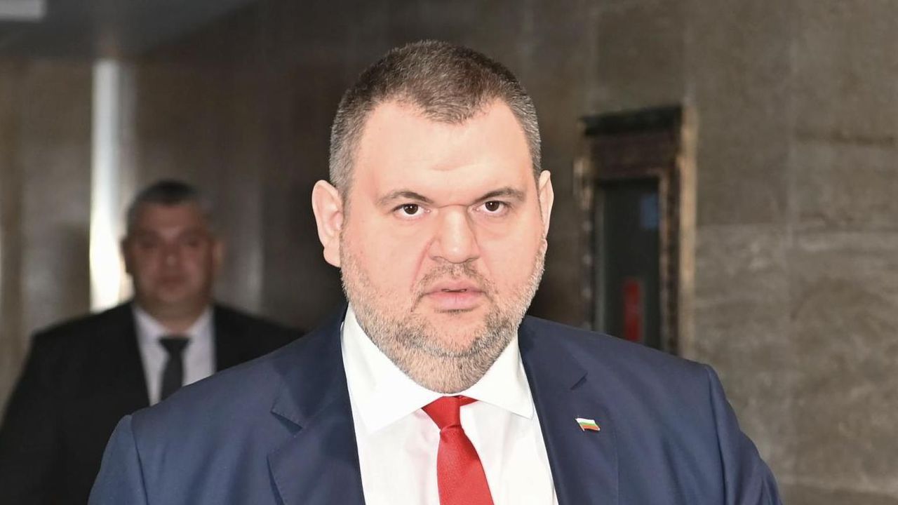 Пеевски: Даниел Митов не трябва да подава оставка, няма никакви основания