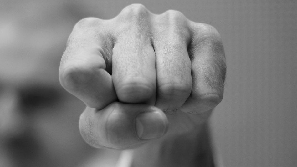 Сбиване между две фамилии в луковитското село Ъглен