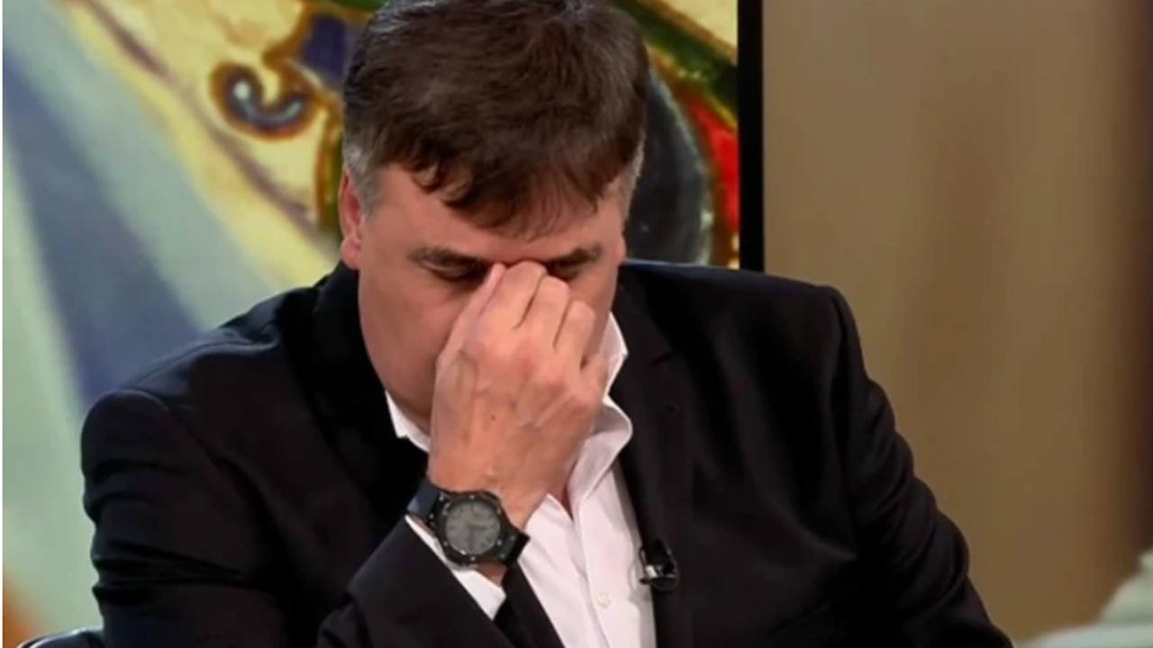 Веселин Маринов разказа през сълзи за детството си