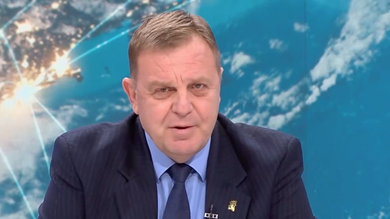 Каракачанов: Първоначалният вариант на кирилицата е поръчка на България