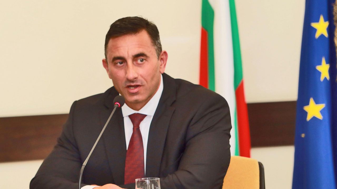 Правителството определи ново възнаграждение на изпълнителния директор на НАП
