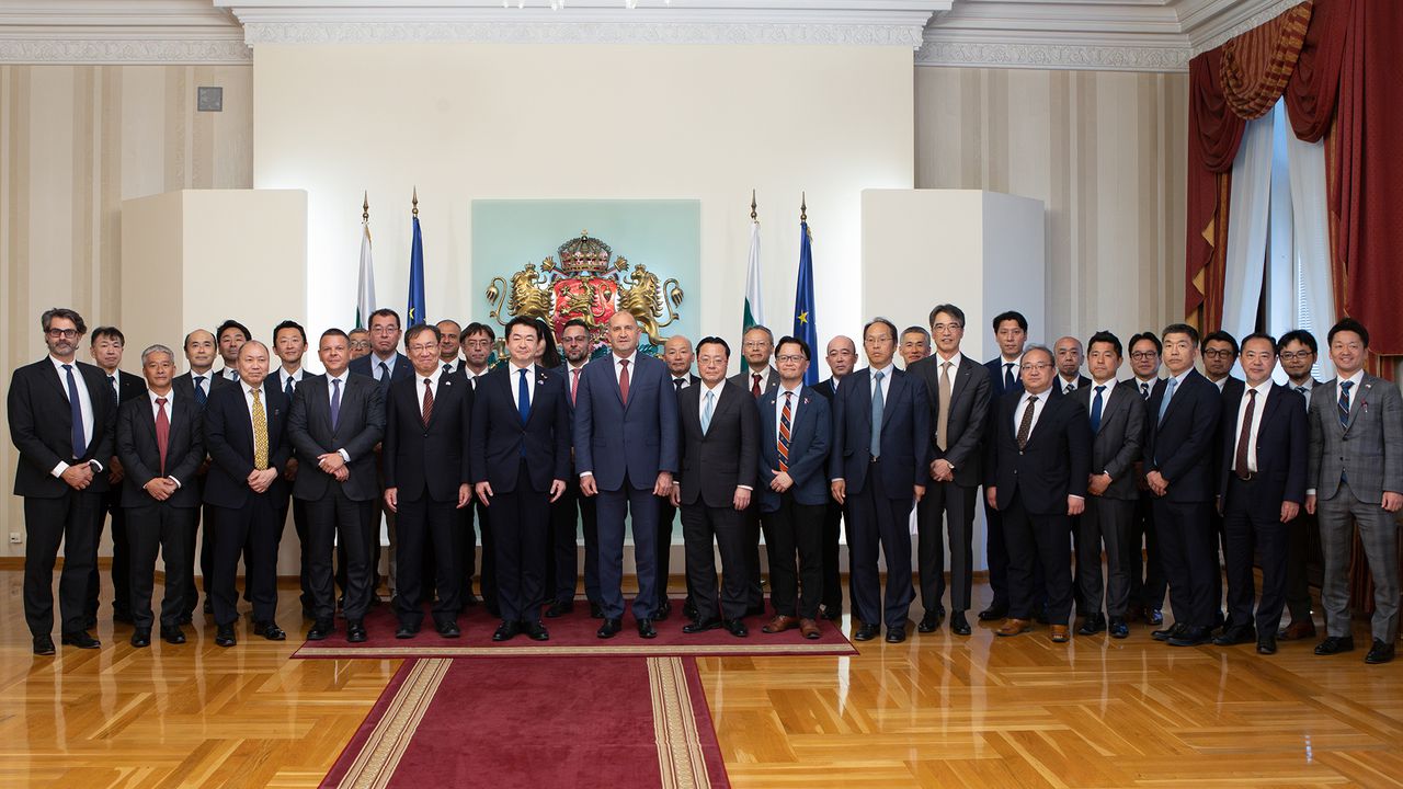 прие на Дондуков“ 2 представители на водещи японски компании, които