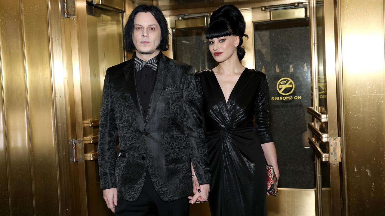 Вокалистът на The White Stripes, Джак Уайт, се разделя със