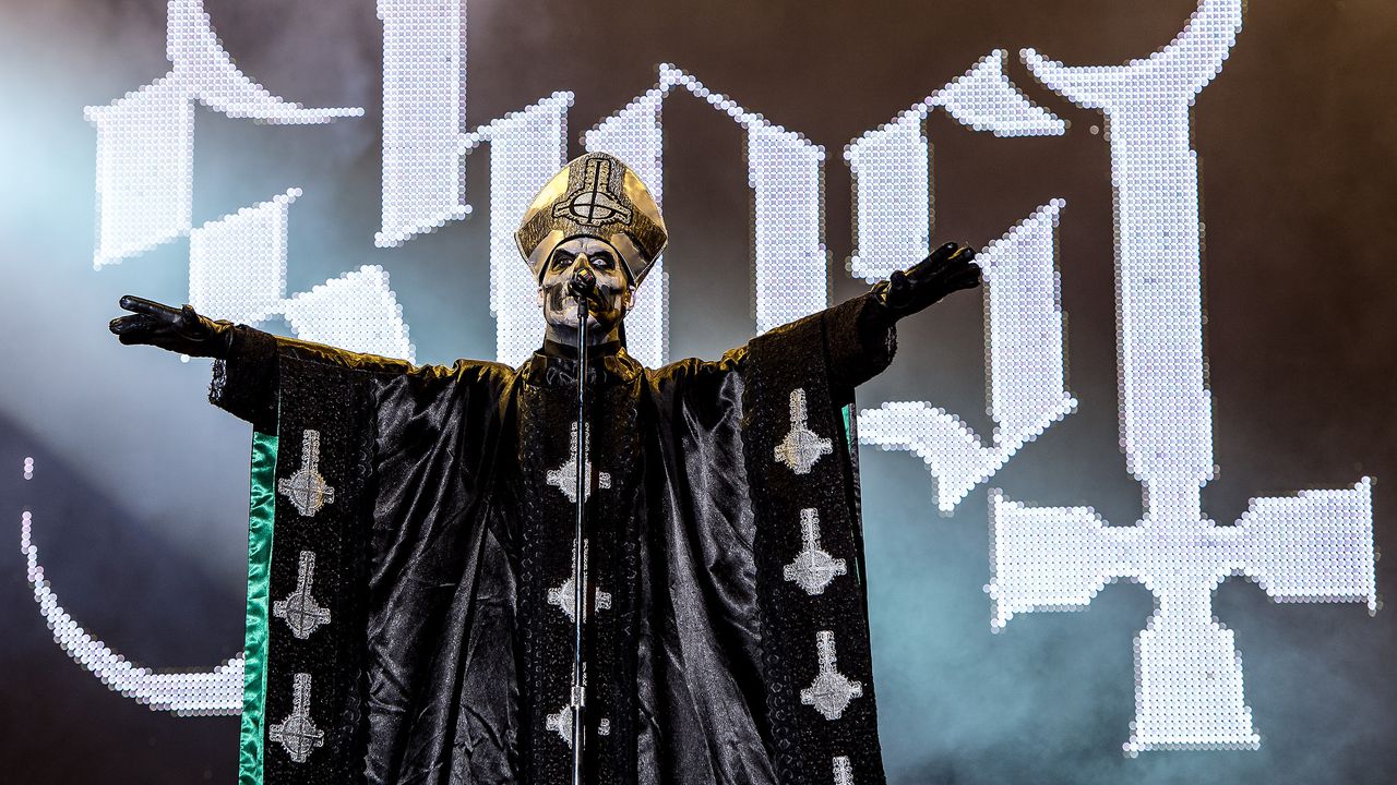 Ghost създават нова реалност: прекъсват връзката… за да я възстановят