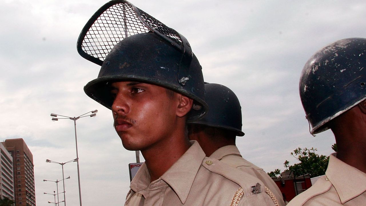 В Индия арестуваха  "посланик" на измислени държави