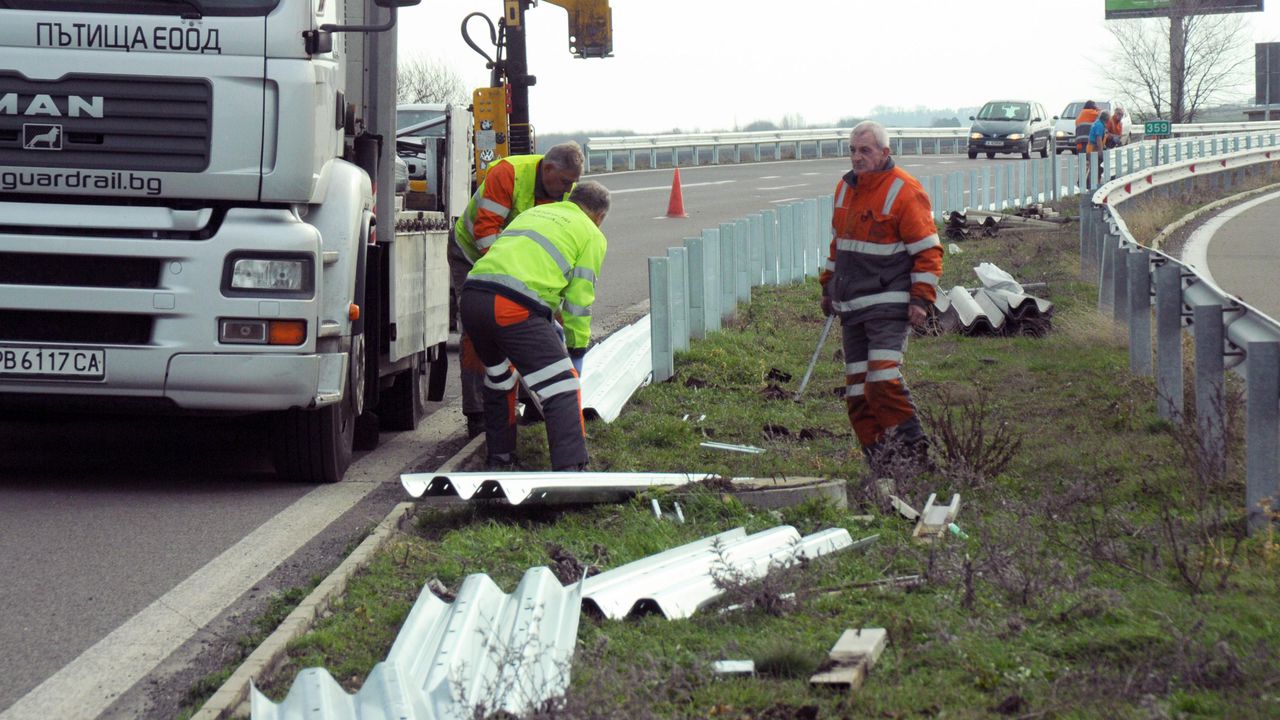 Днес (24 юли) и утре (25 юли) от 08:00 ч.