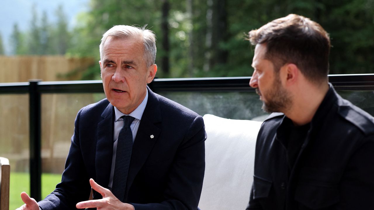 Дронове, боеприпаси и бронирани машини на стойност близо 1 млрд.