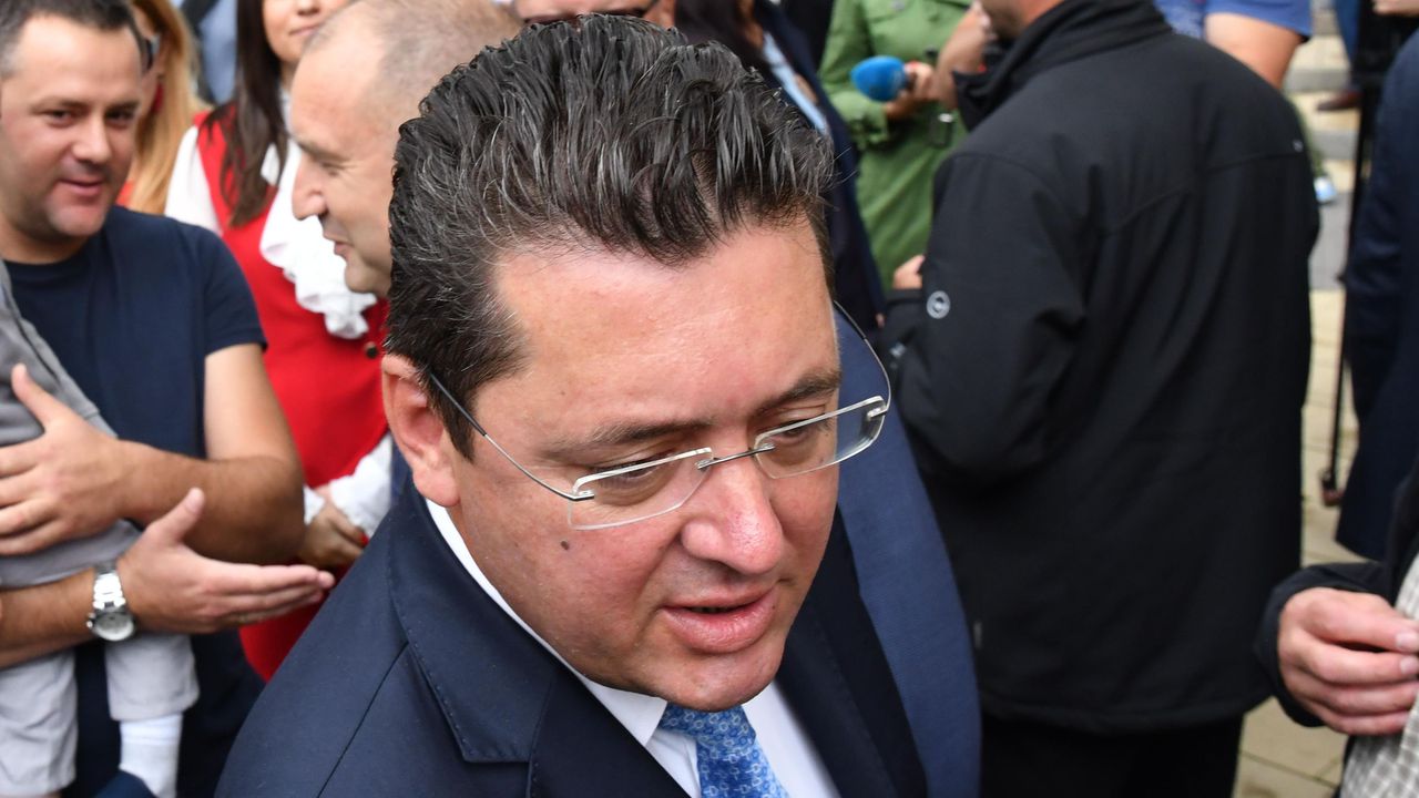 Президентският съветник Пламен Узунов осъди прокуратурата за 100 000 лв.