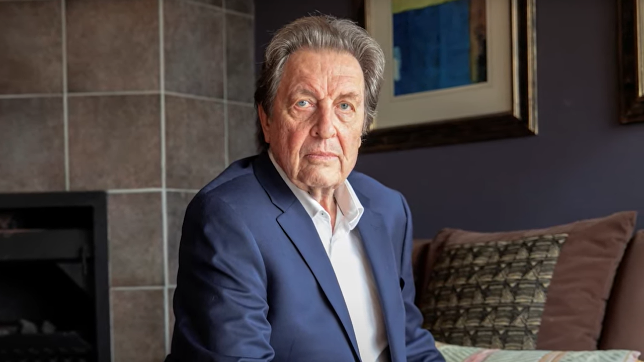 Обвиниха бащата на Илон Мъск в сексуално насилие над пет от децата му, той отхвърли твърденията