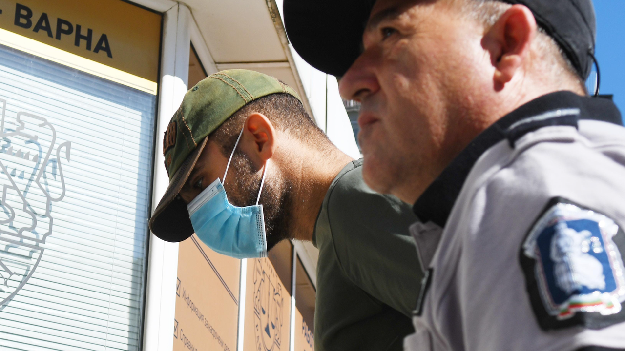 Прокурорският син, задържан с марихуана, остава в ареста