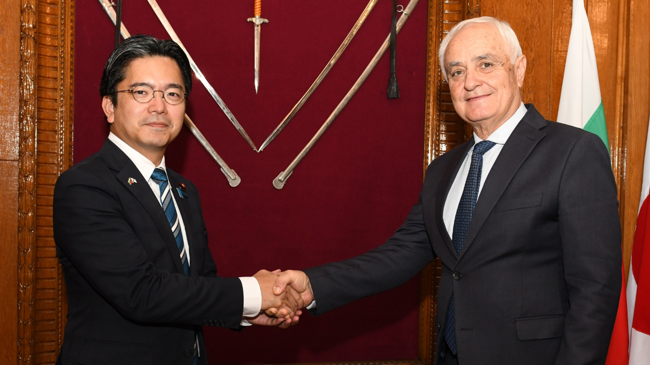 Министър Запрянов се срещна със зам.-министъра на отбраната на Япония