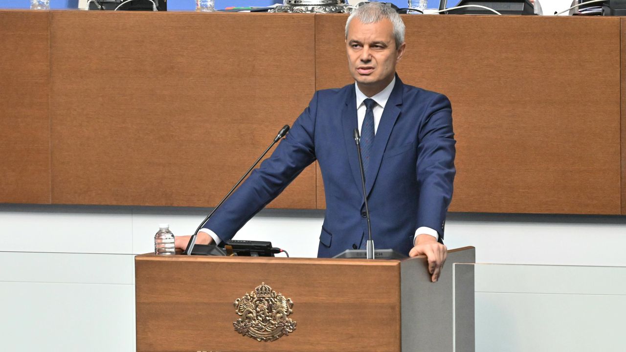 Критиките към Наталия Киселова като председател на Народното събрание не