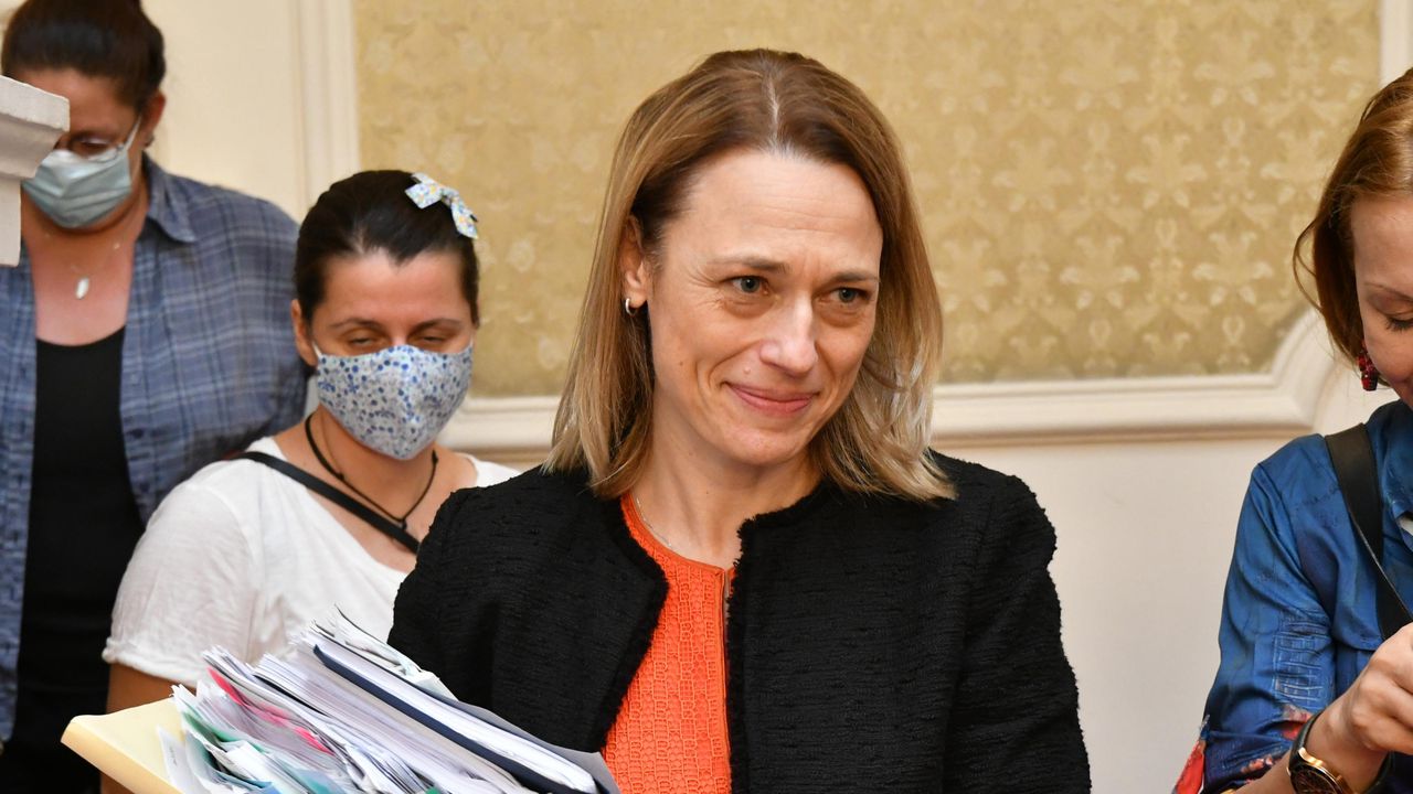 Липсата на съдебен контрол върху избора на особения управител според