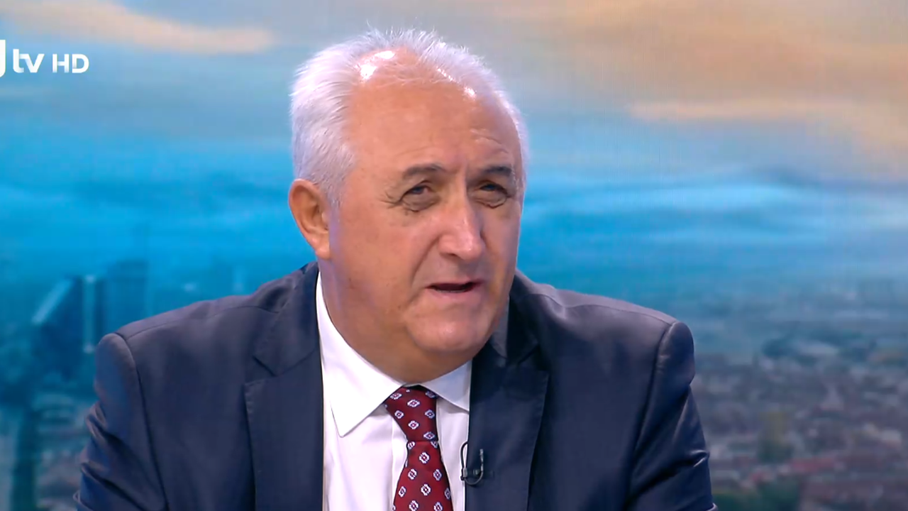 Според него в новия бюджет е трябвало да се остави