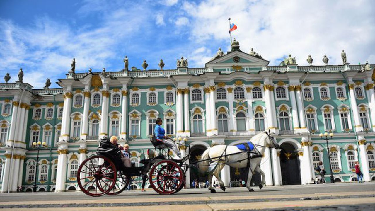 Арестуваха зам.-директора на Ермитажа за корупция